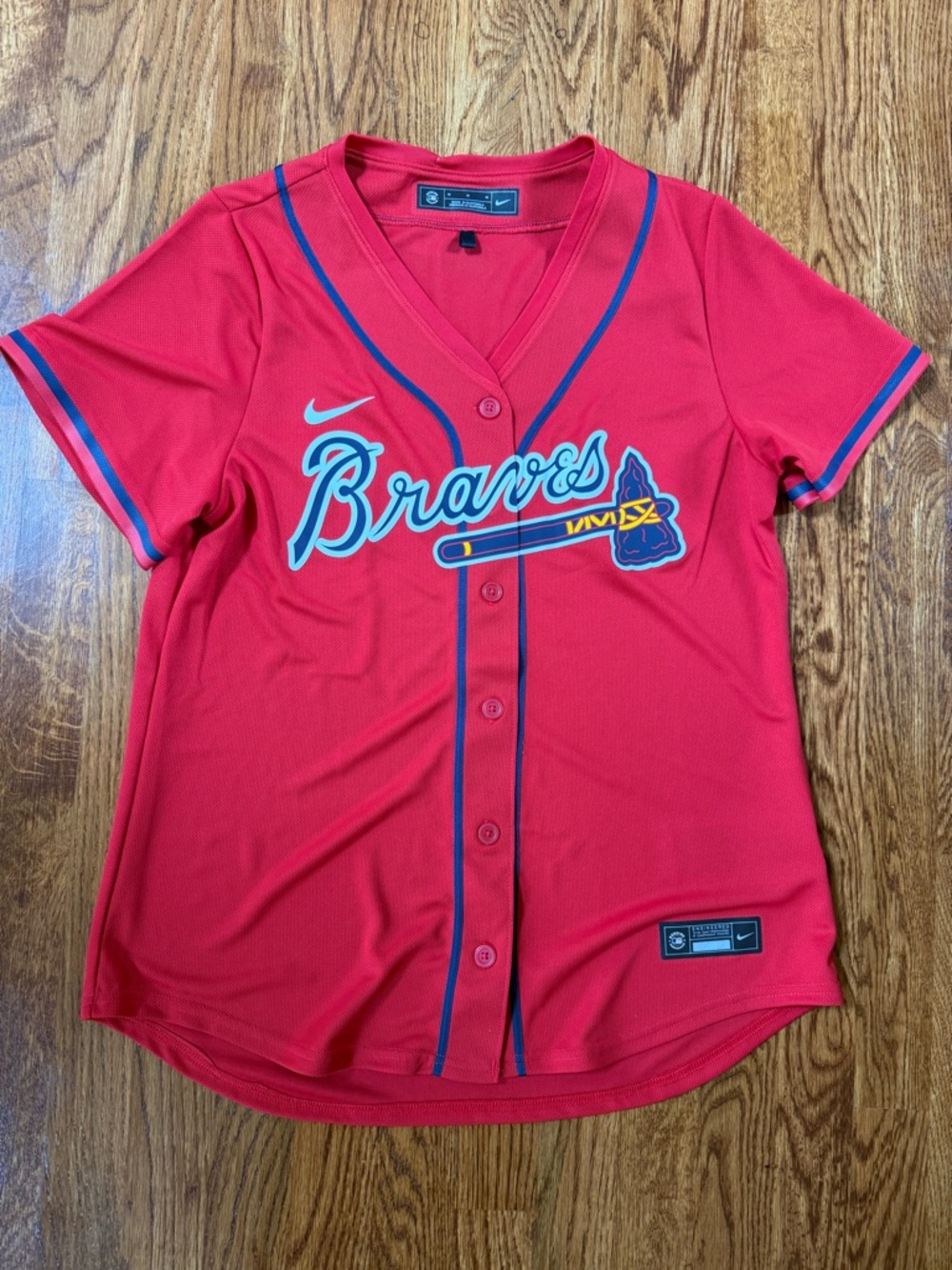 Nike Women’s Red Braves Button-Up Jersey with Navy Trim